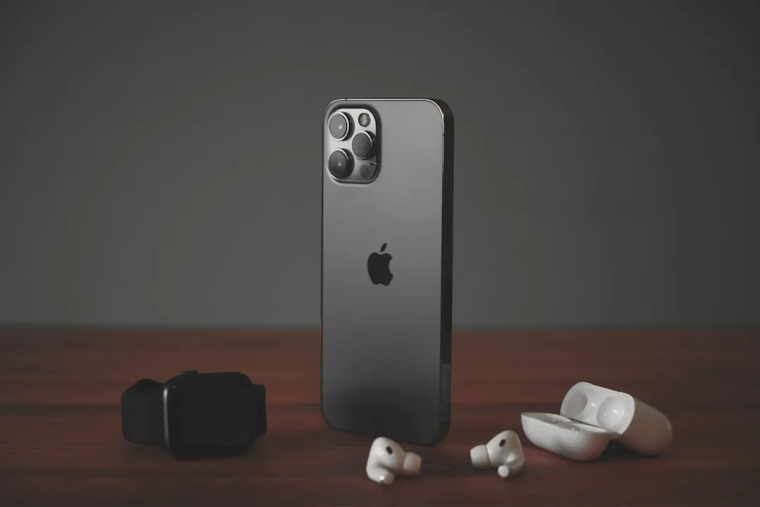 Apple Descontinua iPhone 15 Base: Entenda a Estratégia de Portfólio para 2026