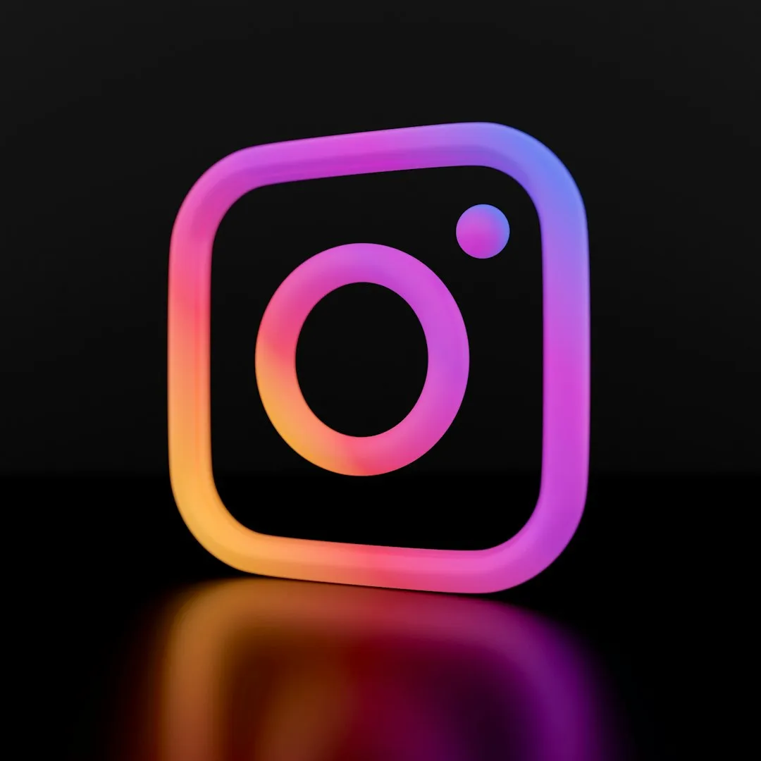 Meta Libera IA Generativa Grátis para Todos no Facebook e Instagram