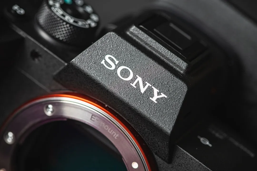 Sony Revela Tecnologia de Bateria Sólida para Eletrônicos Portáteis com Carga Ultrarrápida